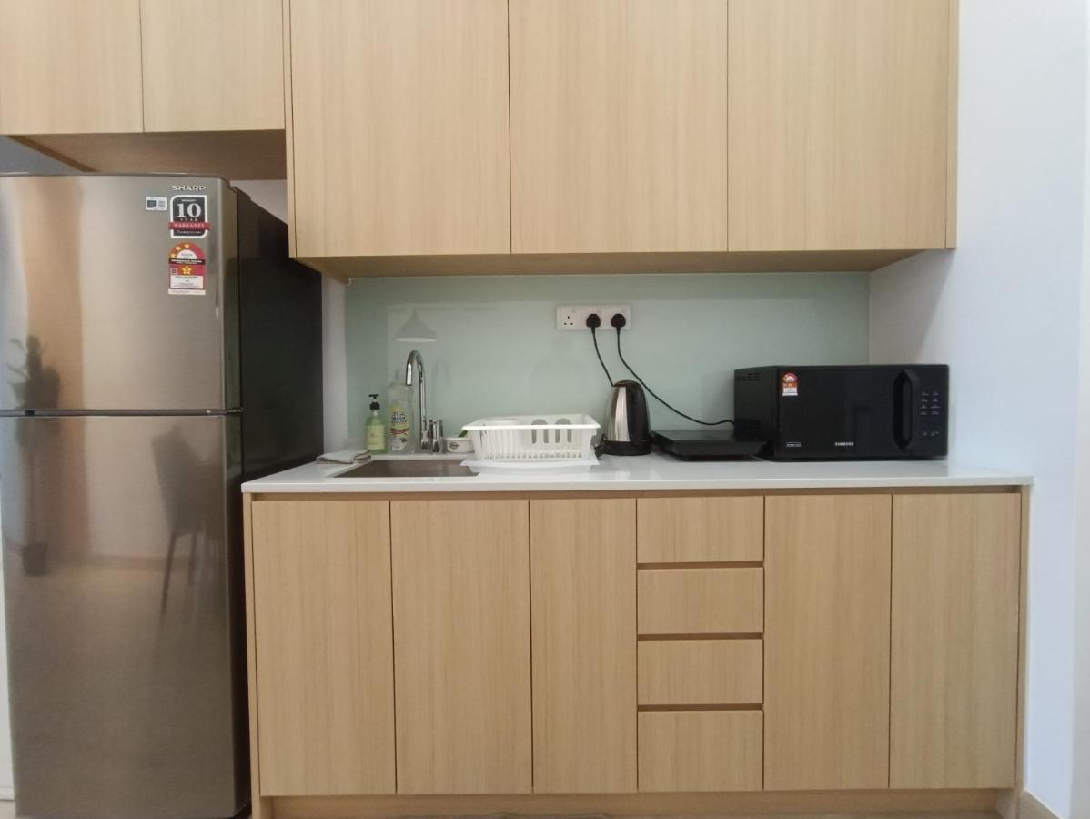 Cl 27A Insta Klcc View & Infinity Pool View Apartment Куала Лумпур Екстериор снимка