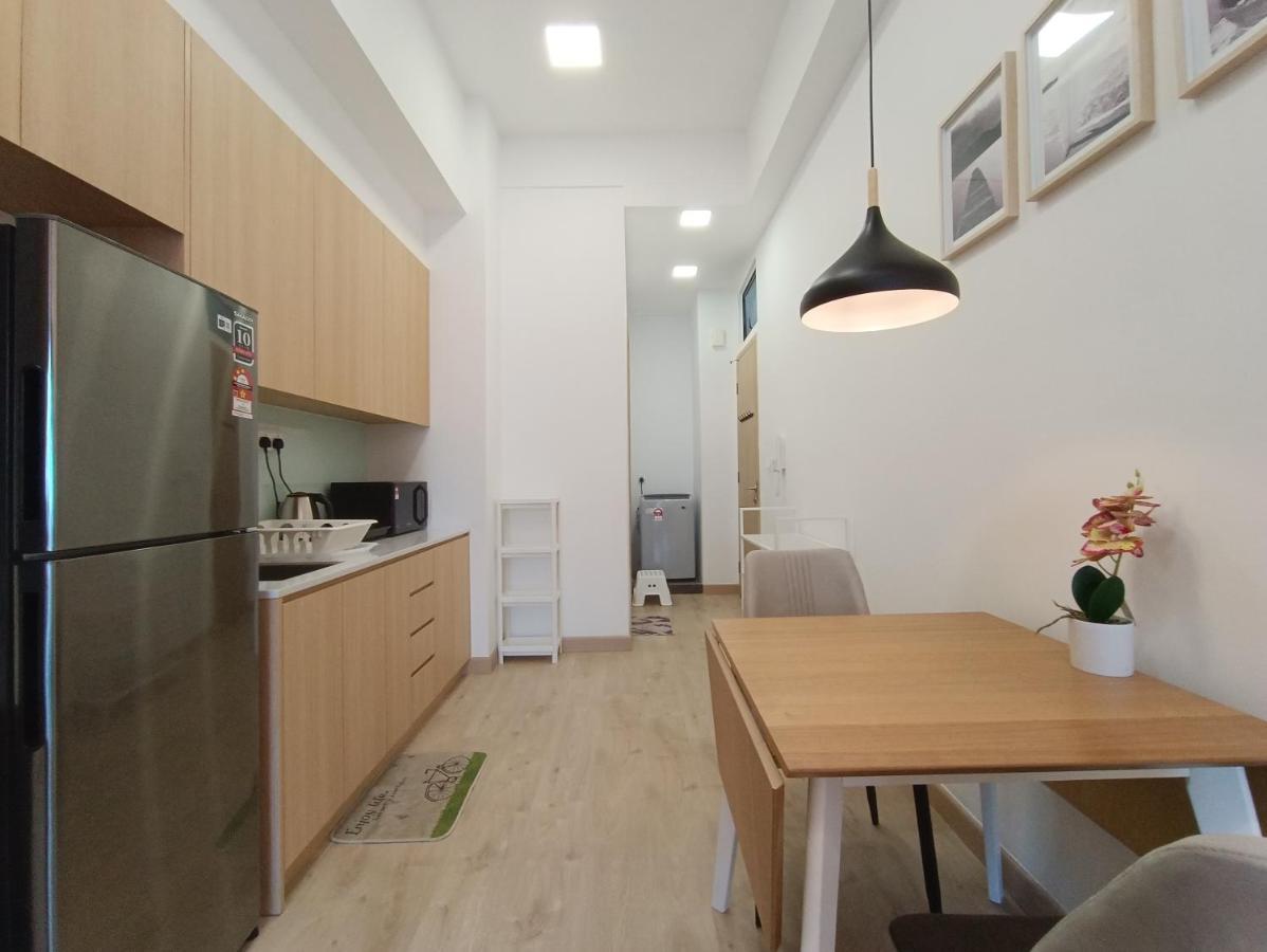 Cl 27A Insta Klcc View & Infinity Pool View Apartment Куала Лумпур Екстериор снимка