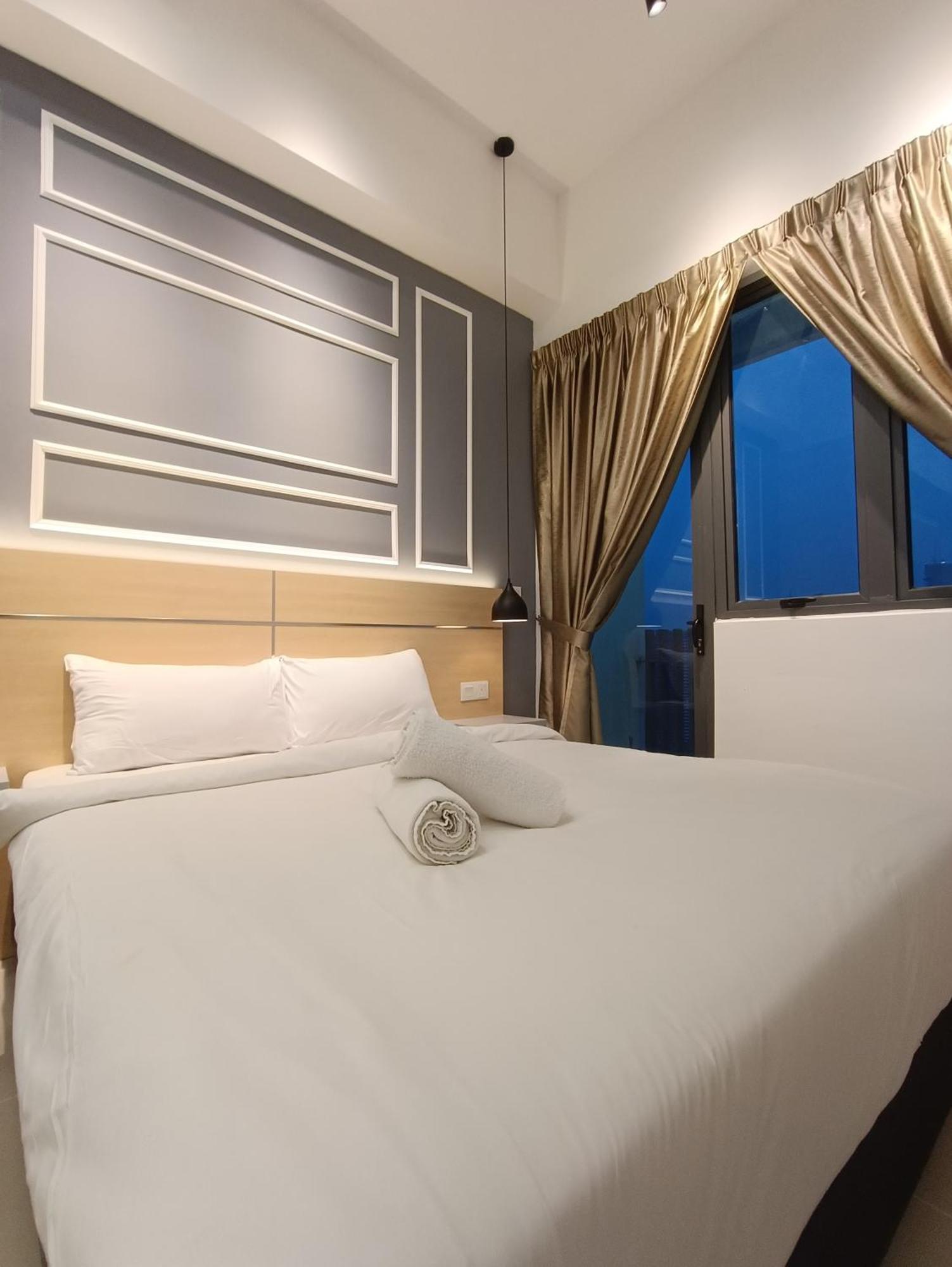Cl 27A Insta Klcc View & Infinity Pool View Apartment Куала Лумпур Екстериор снимка