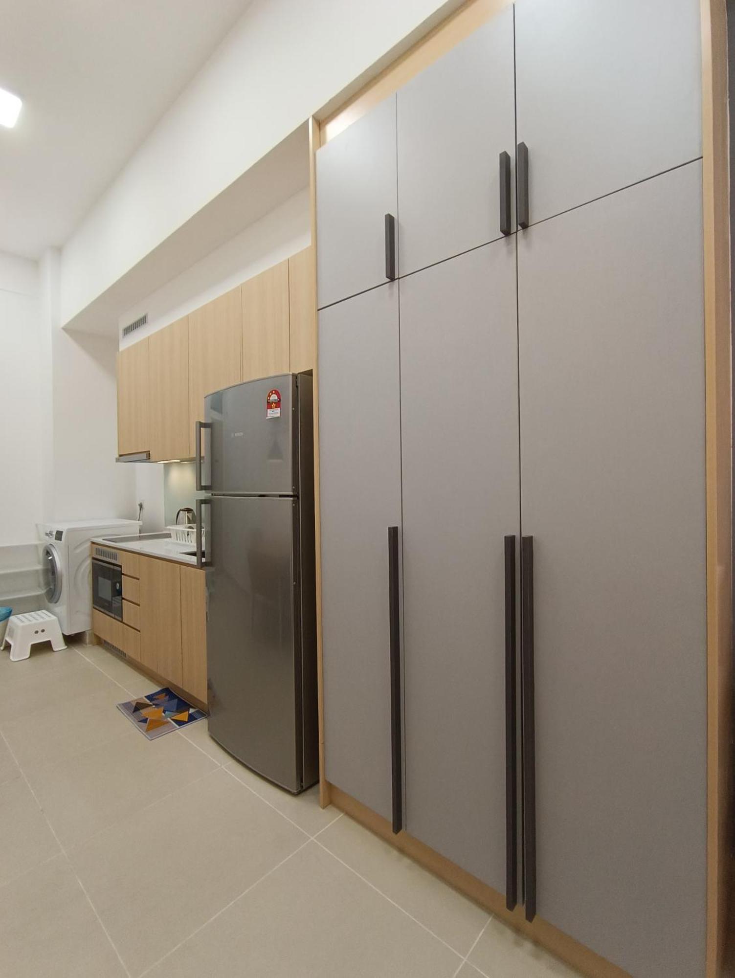 Cl 27A Insta Klcc View & Infinity Pool View Apartment Куала Лумпур Екстериор снимка